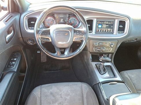 Used 2020 Dodge Charger SXT w/ Blacktop Package image 11