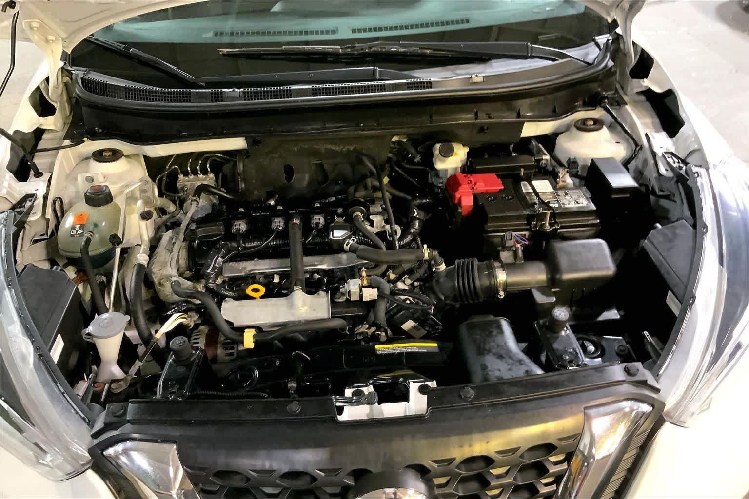Used 2020 Nissan Kicks S FWD image 32