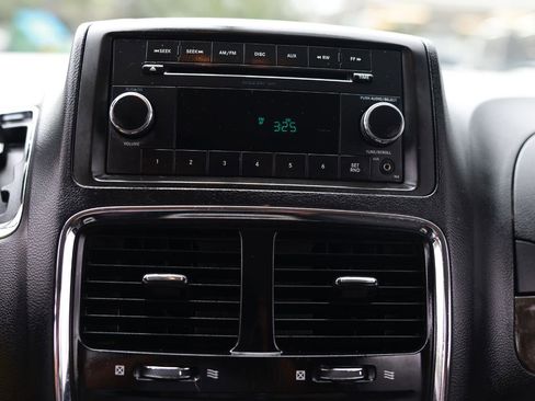 Used 2011 Dodge Grand Caravan Express w/ PWR Window Group image 33