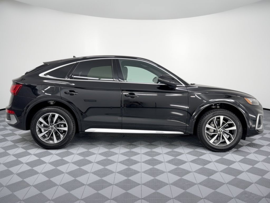 Used 2023 Audi Q5 2.0T Premium Plus w/ Premium Plus Package AWD/4WD image 8