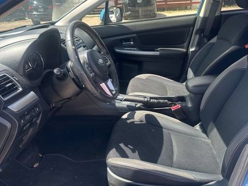 Used 2016 Subaru Crosstrek 2.0i Premium AWD/4WD image 2