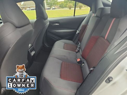 Used 2025 Toyota Corolla SE image 33