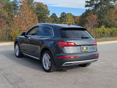 Used 2019 Audi Q5 Prestige w/ Prestige Package image 7