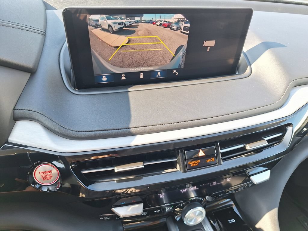 Certified 2024 Acura MDX w/ Technology Package FWD image 17