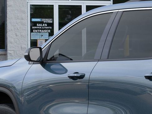 New 2026 Chevrolet Traverse LT w/ Driver Confidence Package image 36