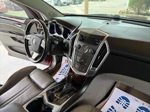 Used 2012 Cadillac SRX Luxury FWD image 22