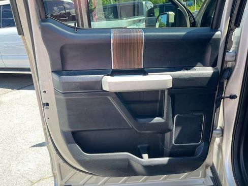 Used 2017 Ford F150 Lariat AWD/4WD image 25