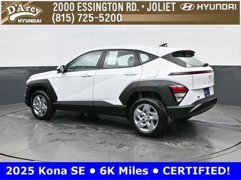 Certified 2025 Hyundai Kona SE image 7