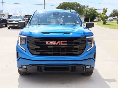 Used 2023 GMC Sierra 1500 Elevation AWD/4WD image 4