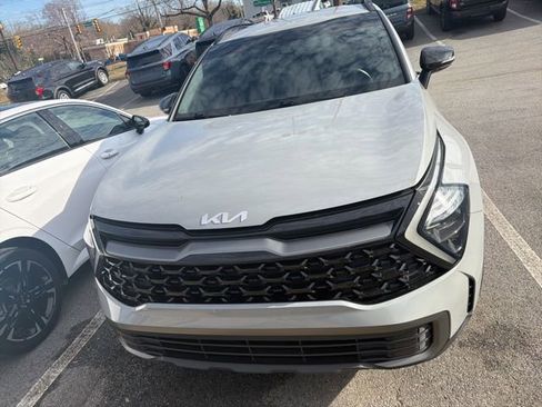 Used 2023 Kia Sportage X-Line image 2