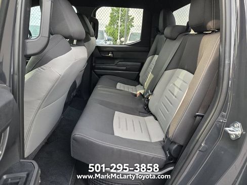 Used 2025 Toyota Tacoma TRD Off-Road AWD/4WD image 7