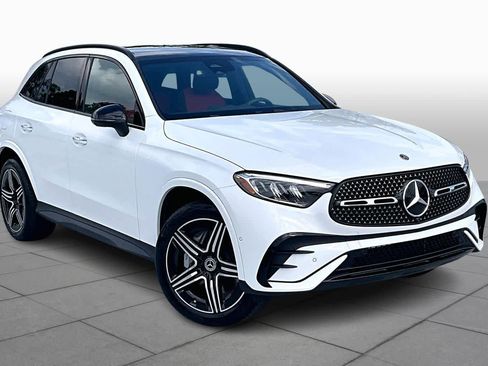 Used 2026 Mercedes-Benz GLC 300 4MATIC image 3