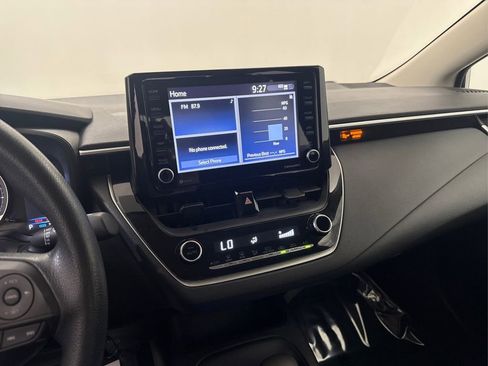 Used 2022 Toyota Corolla LE FWD image 36