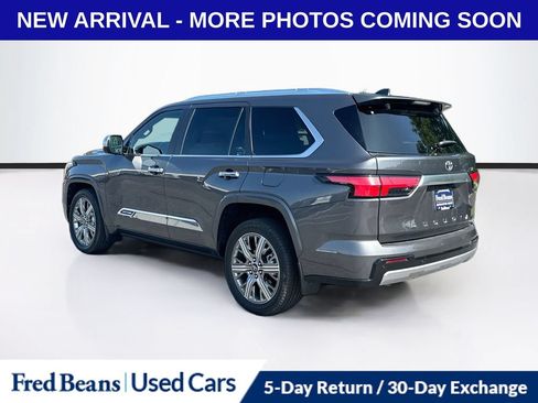 Used 2025 Toyota Sequoia Capstone AWD/4WD image 6
