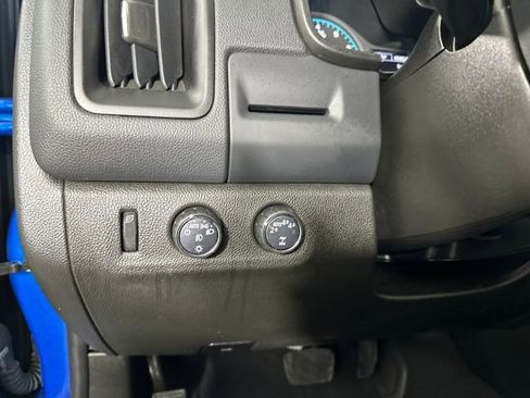 Used 2022 Chevrolet Colorado LT w/ LT Convenience Package image 24
