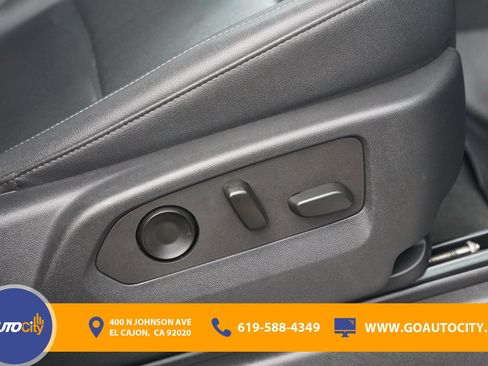 Used 2022 GMC Sierra 1500 SLT w/ SLT Premium Plus Package image 27