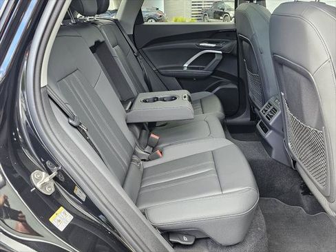 Used 2025 Audi Q5 Premium w/ Convenience Package AWD/4WD image 6