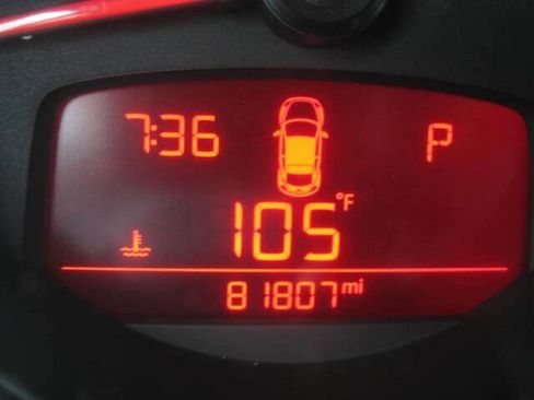 Used 2014 Volkswagen Beetle 1.8T image 14