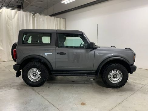 Used 2022 Ford Bronco 2-Door AWD/4WD image 11