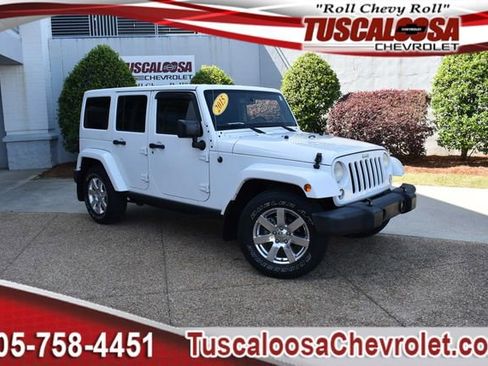 Used 2015 Jeep Wrangler Unlimited Sahara w/ Katzkin Premium Leather Group image 1