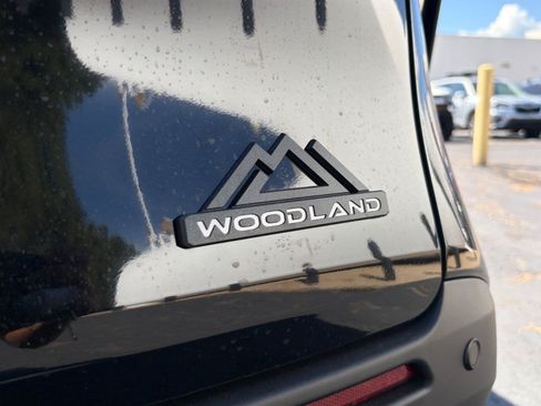 New 2026 Toyota Sienna XLE Woodland Edition AWD/4WD image 9