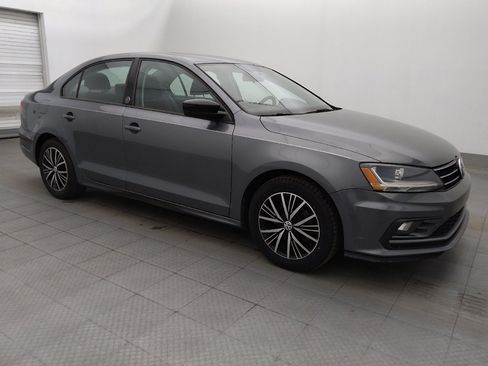 Used 2018 Volkswagen Jetta Wolfsburg Edition FWD image 11