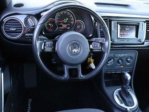 Used 2019 Volkswagen Beetle 2.0T S image 4