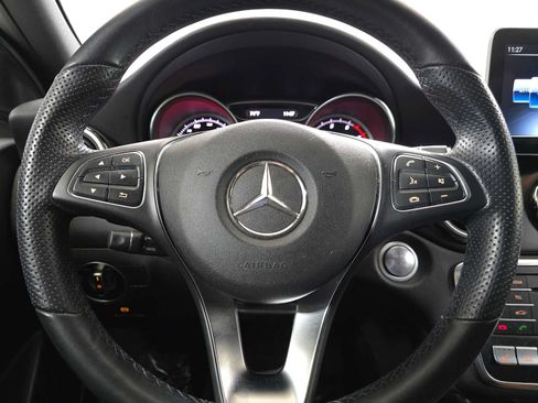 Used 2019 Mercedes-Benz GLA 250 4MATIC image 26