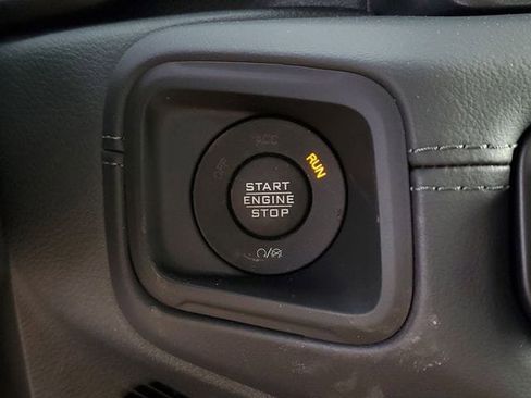 New 2026 Jeep Gladiator Sport image 34