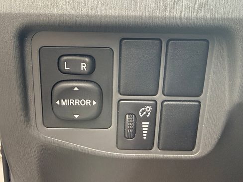Used 2011 Toyota Prius Three FWD image 20