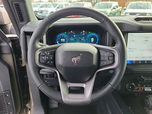 New 2025 Ford Bronco Badlands image 22