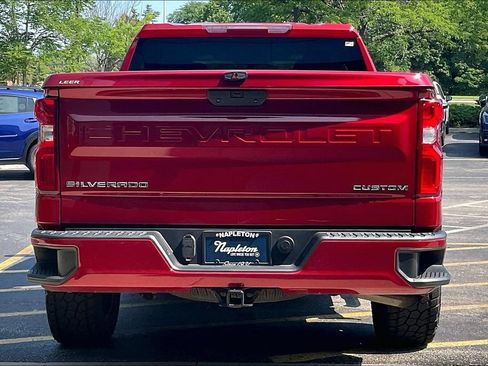 Used 2022 Chevrolet Silverado 1500 Custom AWD/4WD image 3