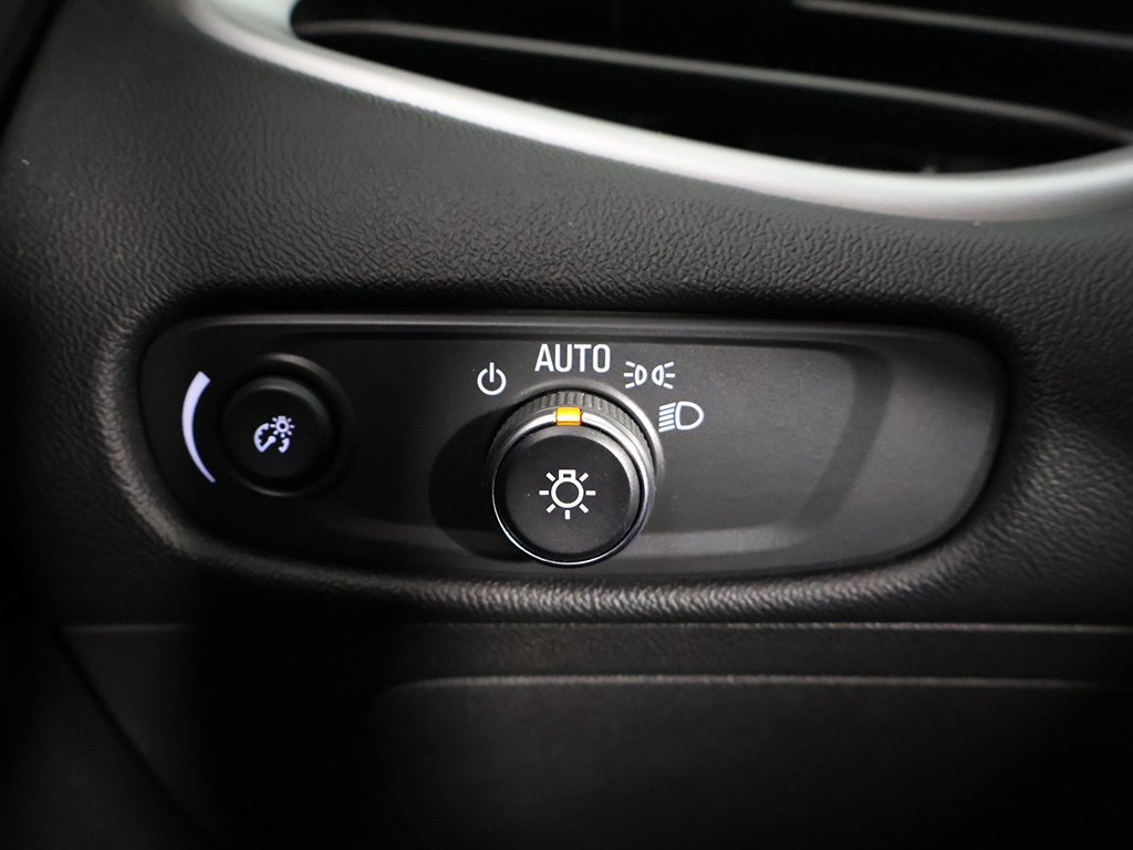Used 2024 Chevrolet Malibu LT FWD image 31