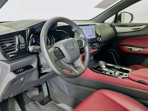 Used 2023 Lexus NX 250 FWD image 14