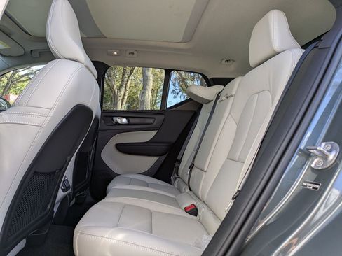 New 2026 Volvo XC40 B5 Ultra w/ Protection Package Premier image 16