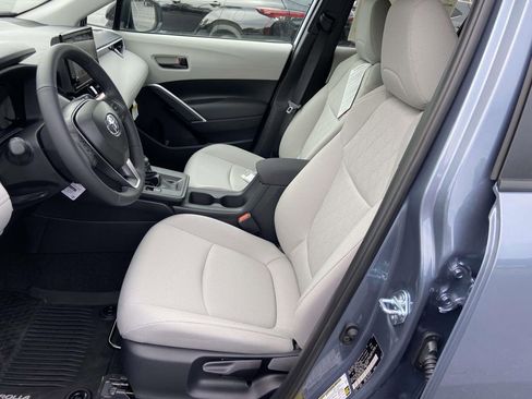 New 2026 Toyota Corolla Cross LE FWD image 17