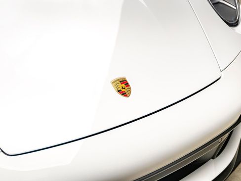 Used 2024 Porsche 911 Cabriolet image 15