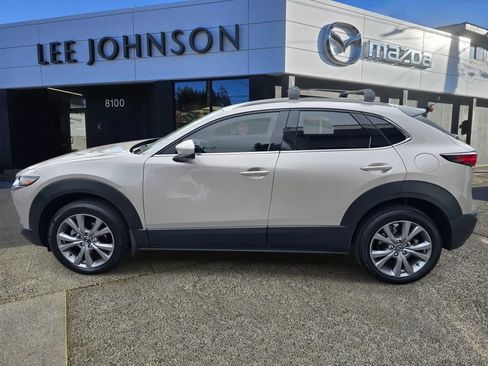 Used 2022 MAZDA CX-30 AWD 2.5 S w/ Premium Package image 2