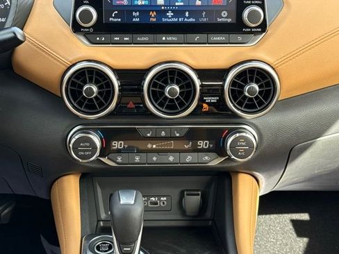 New 2025 Nissan Sentra SV w/ SV Premium Package image 25