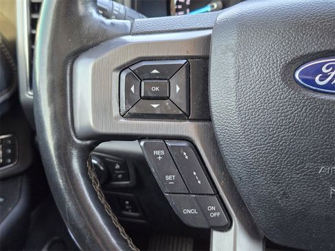 Used 2019 Ford Expedition Max Platinum image 27