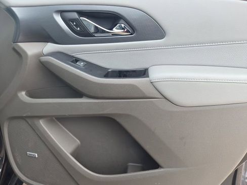 Used 2019 Chevrolet Traverse Premier image 50
