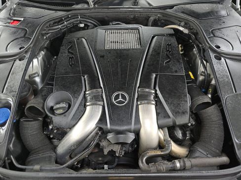 Used 2016 Mercedes-Benz S 550 4MATIC Sedan w/ Premium Package image 29
