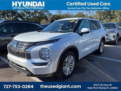 Used 2022 Mitsubishi Outlander ES