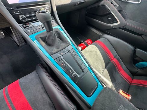Certified 2018 Porsche 911 GT3 RWD image 26