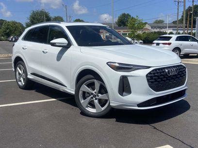 New 2025 Audi Q5 Premium Plus