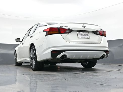 Used 2023 Nissan Altima 2.5 SL image 37
