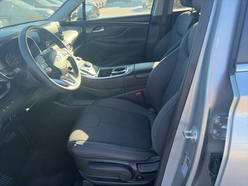 Certified 2023 Hyundai Santa Fe SE image 10