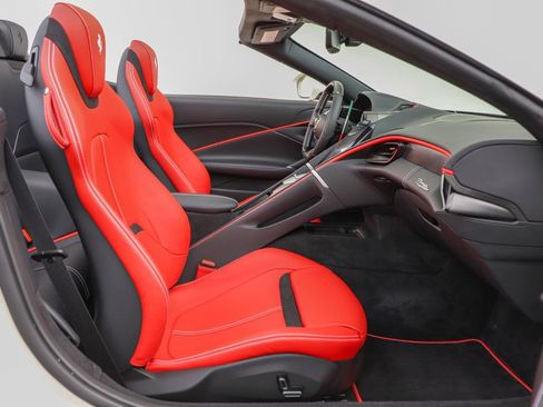 Certified 2026 Ferrari Roma Spider RWD image 65