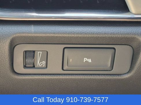 Used 2014 Cadillac ATS Luxury w/ Cold Weather Package AWD/4WD image 19