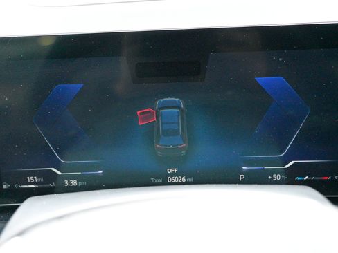 Used 2025 BMW ALPINA XB7 ALPINA XB7 image 25